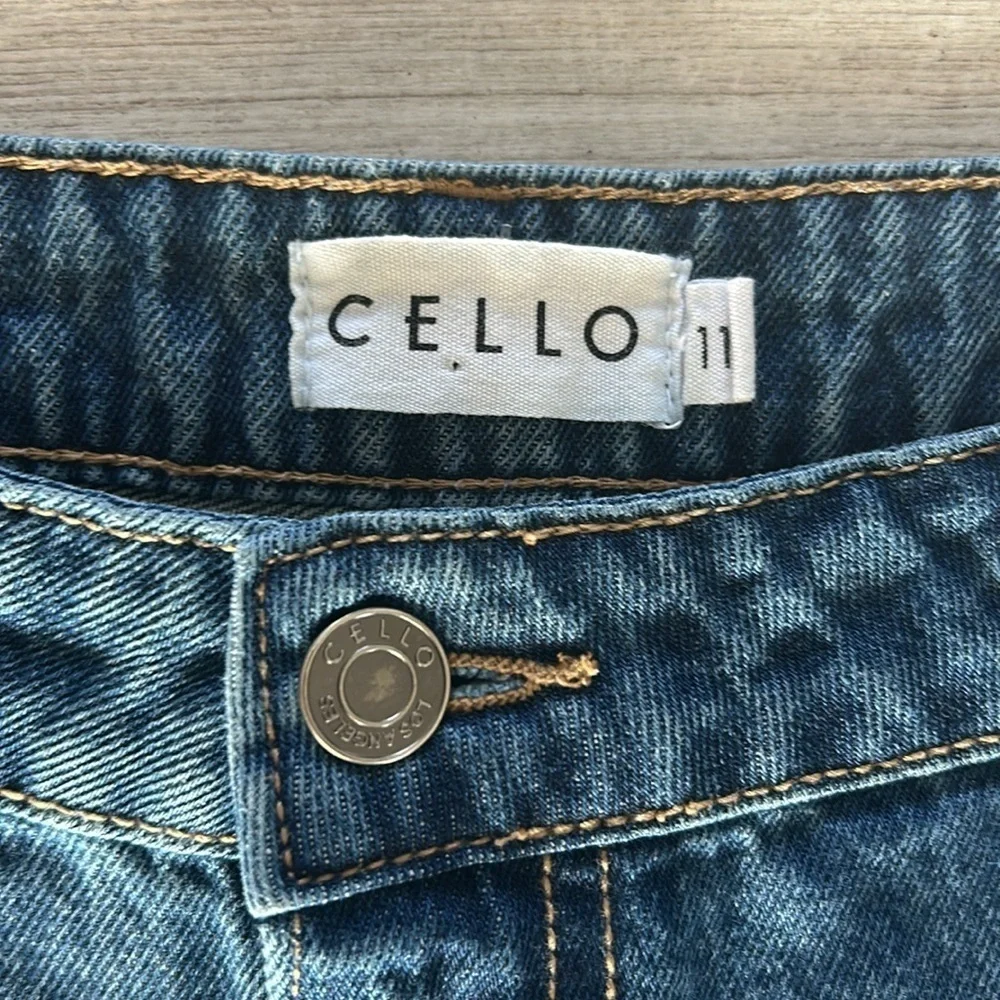 Cello high rise